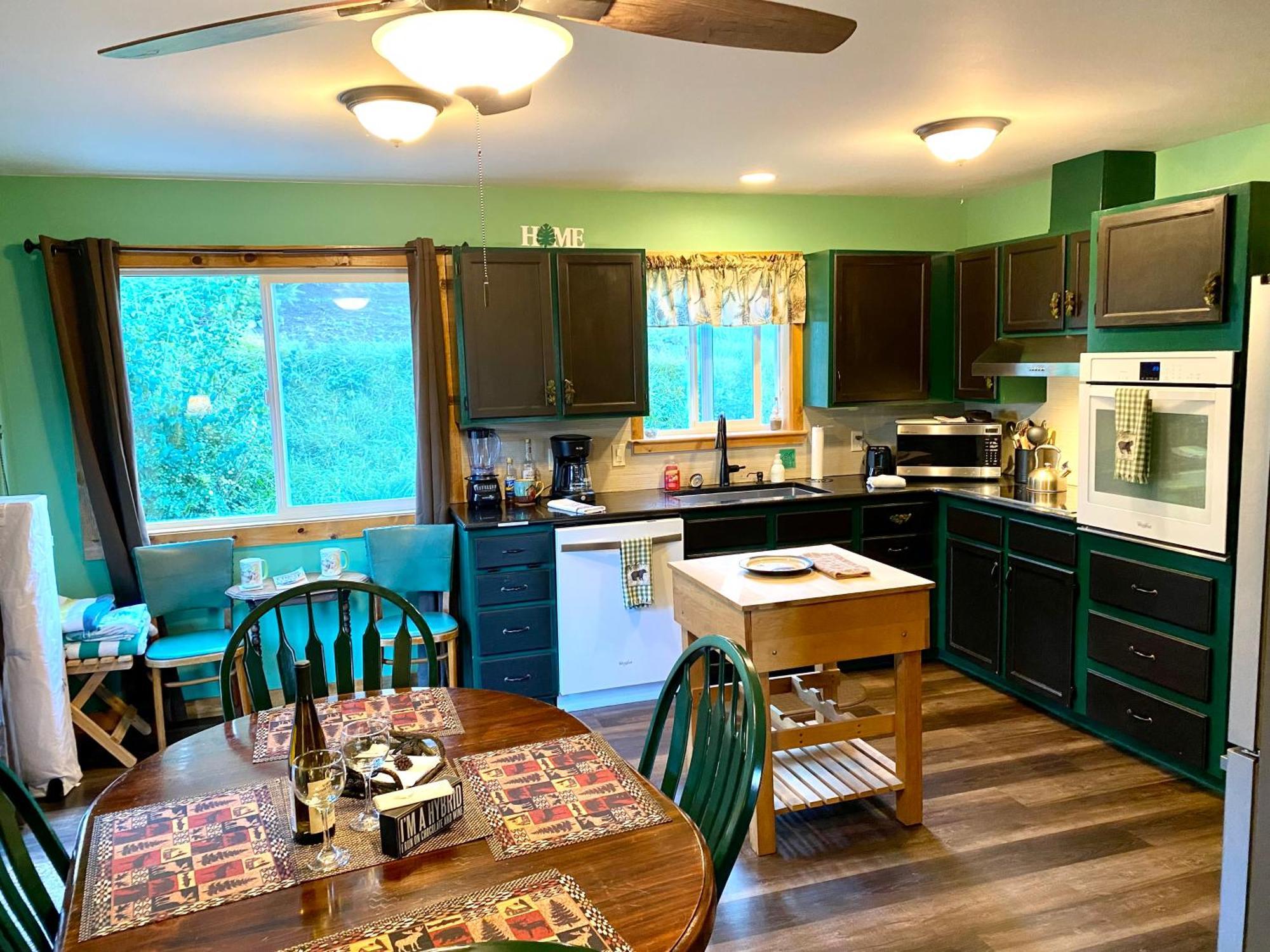 Cabin - Hot Tub - Fire Pit - View - Getaway! Oak Harbor Exterior foto